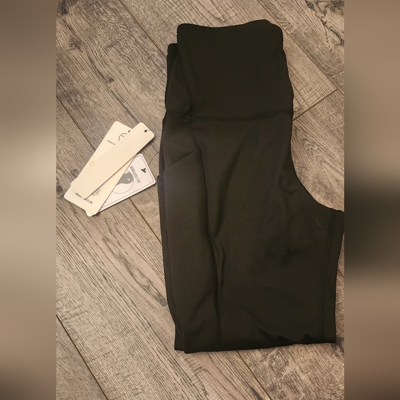 Absolutely Fit Black Leggings Tummy Control -NEW size small, Deep Pockets - Picture 4 of 7